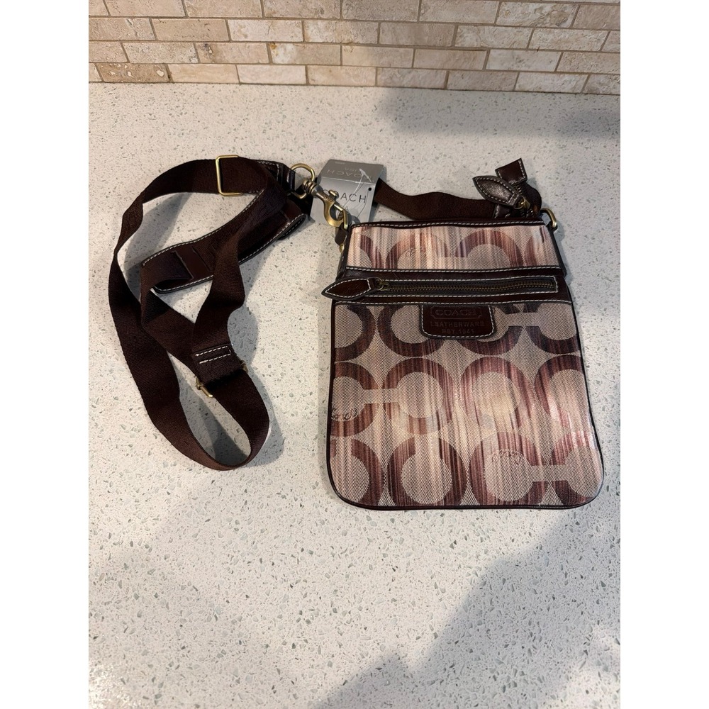 Coach Sutton Signature Swingpack Khaki Jacquard‎ Mahogany Leather Bag